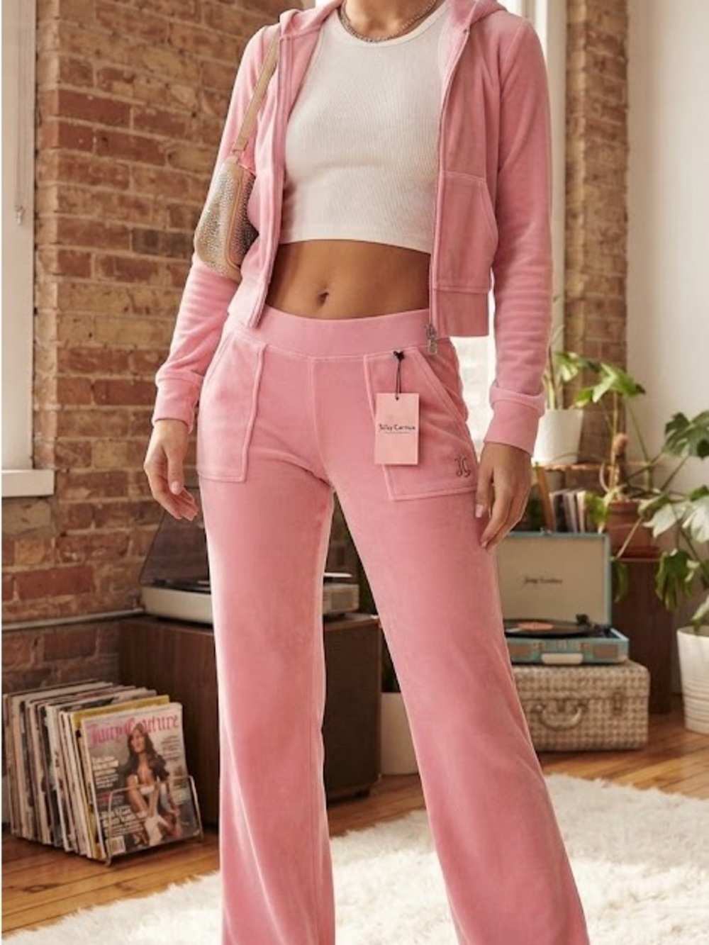 BNWT Juicy Couture  Pants - Y2K Pink Wide-Leg  Velour with Front Pockets Size 1X